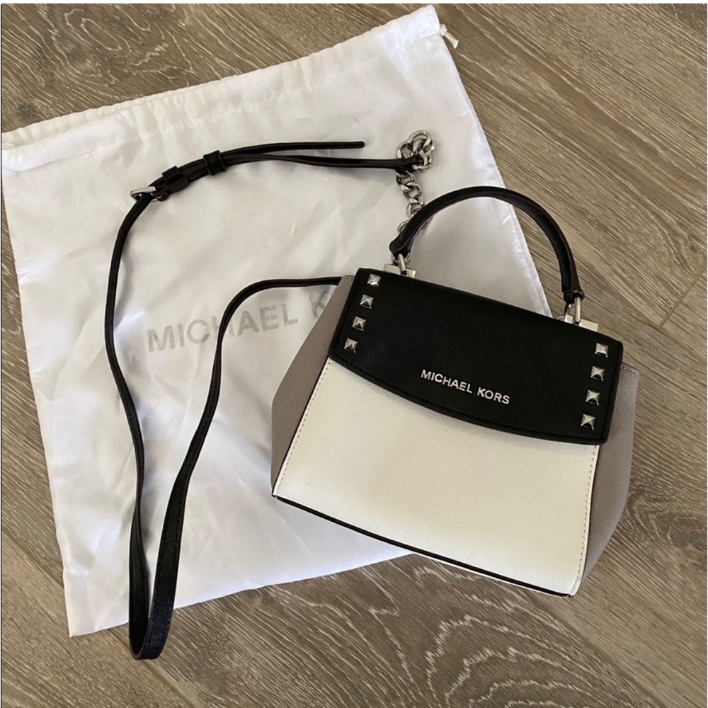 Michael Kors Crossbody Bag